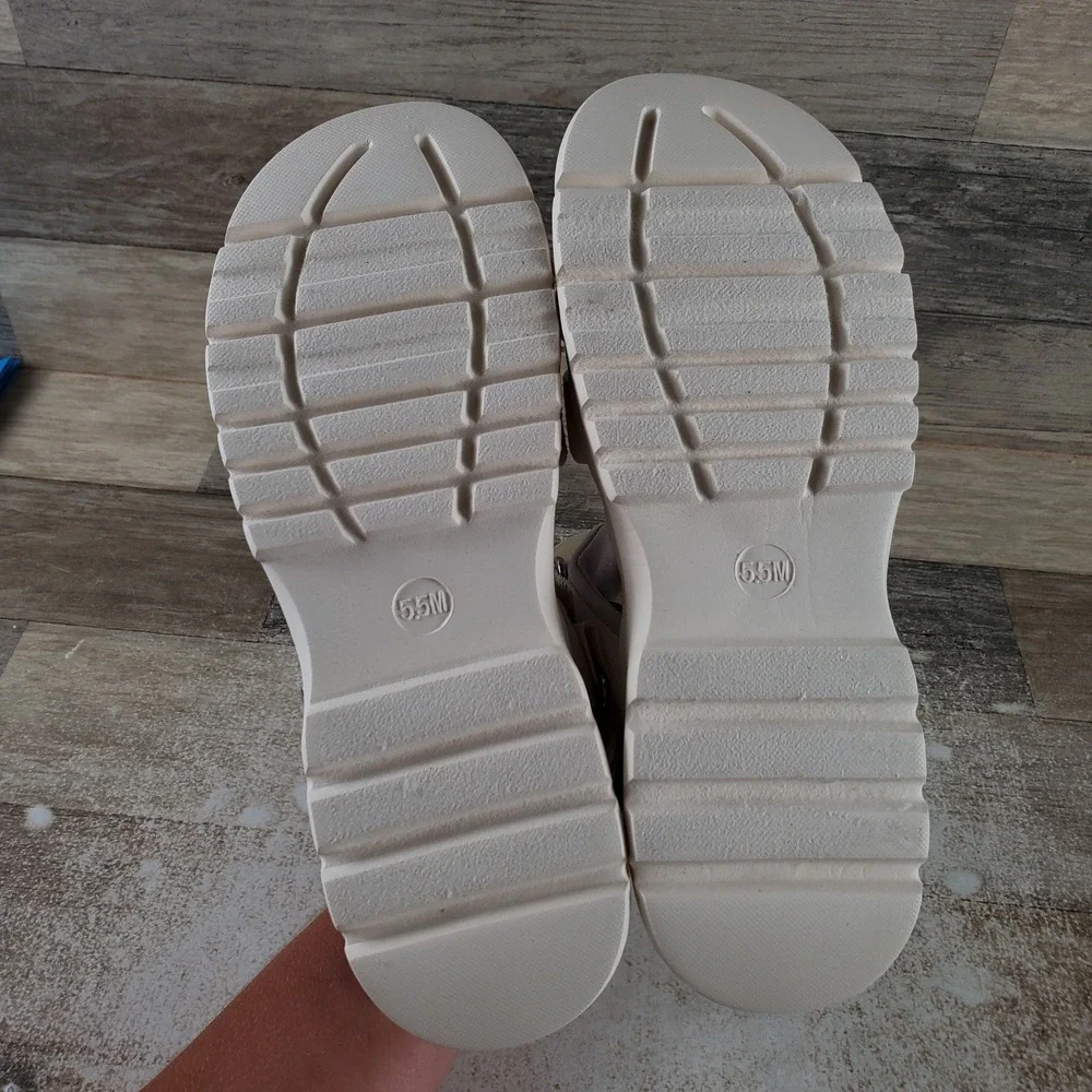 Ryka Beyond Womens Sandals Sz 5.5 M Gardenia White Slingback Hook & Loop Straps